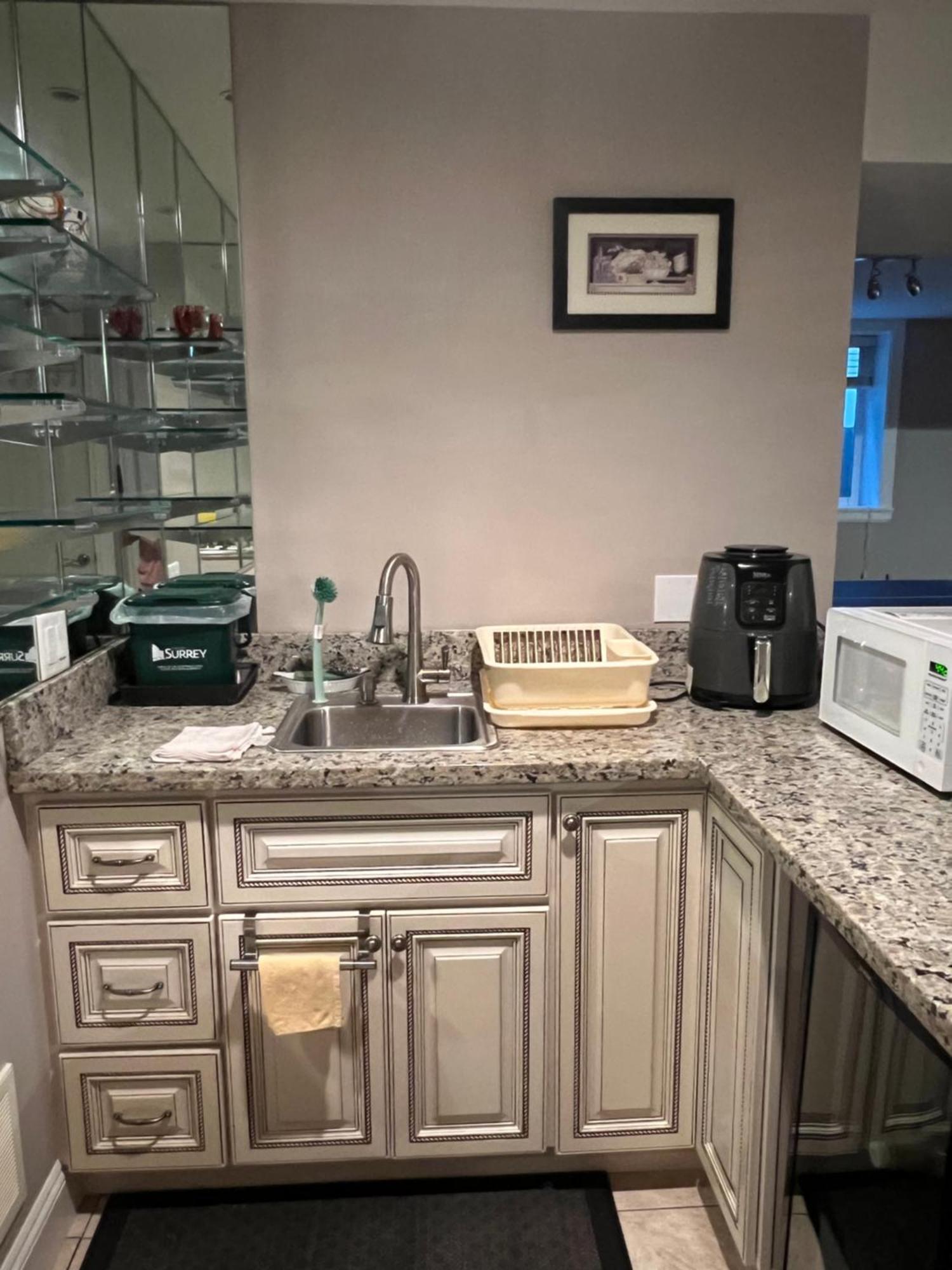 Mae Sweet Home Surrey Zewnętrze zdjęcie